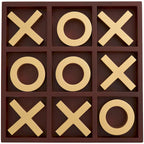 Jeu de morpion en bois marron avec pions X et O dorés