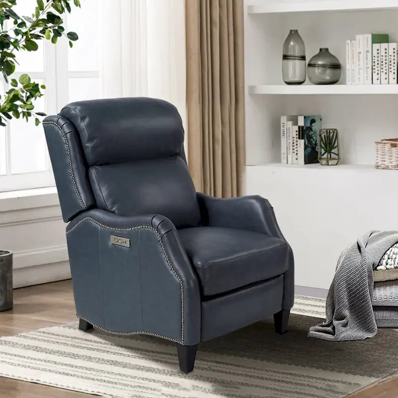 Fauteuil inclinable électrique double avec garniture cloutée en cuir véritable et port USB, idéal pour le home cinéma.