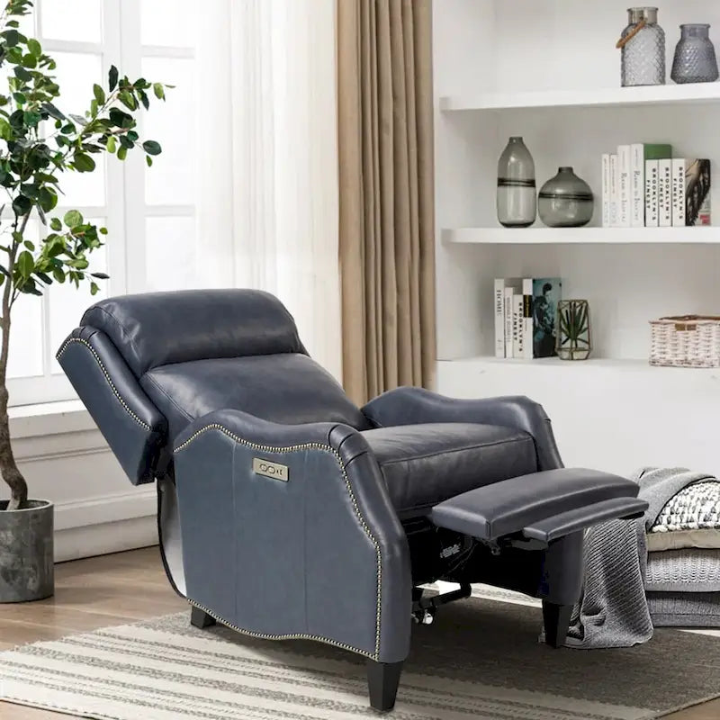 Fauteuil inclinable électrique double avec garniture cloutée en cuir véritable et port USB, idéal pour le home cinéma.